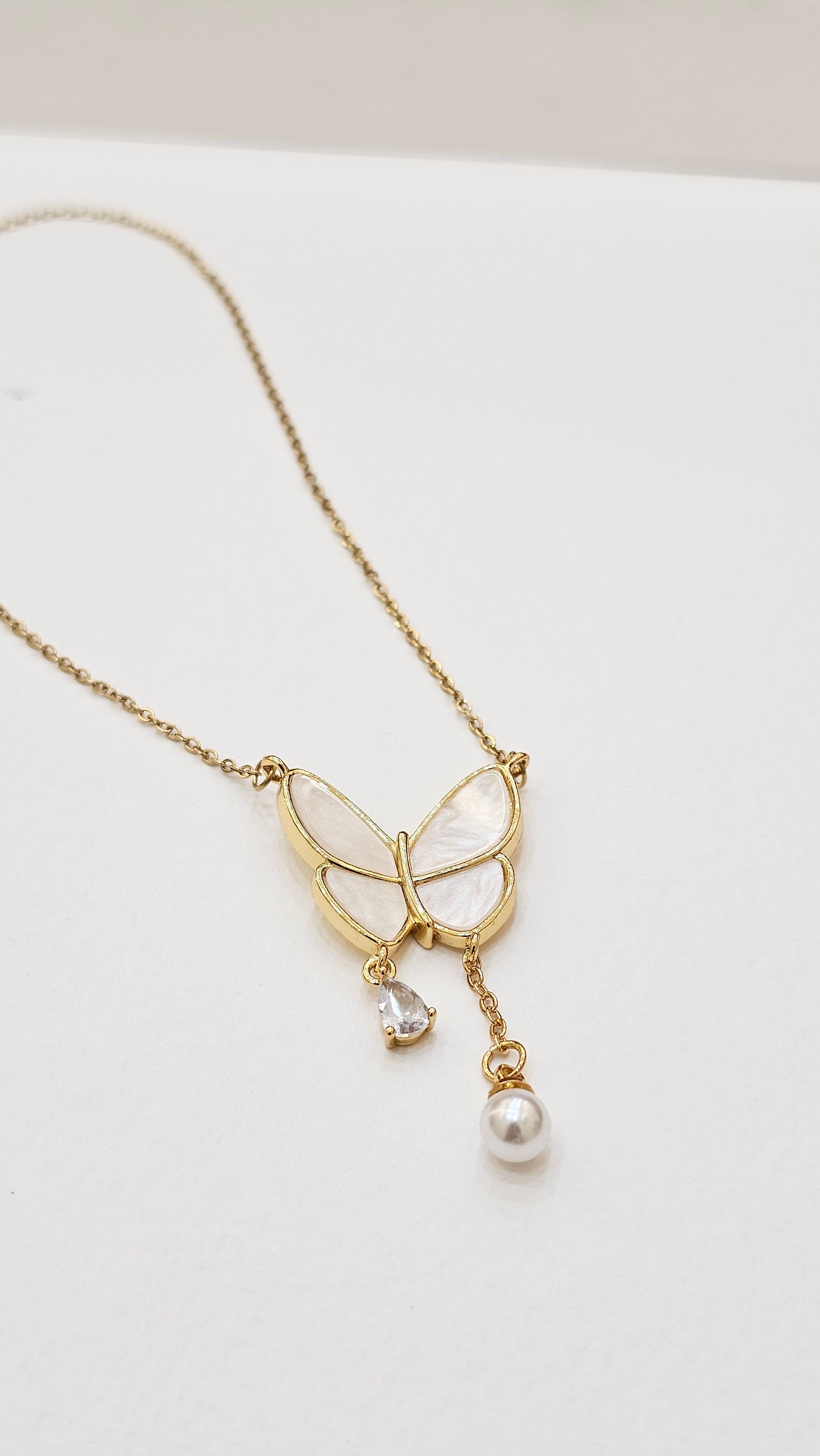 GOLD PLATED PENDANT