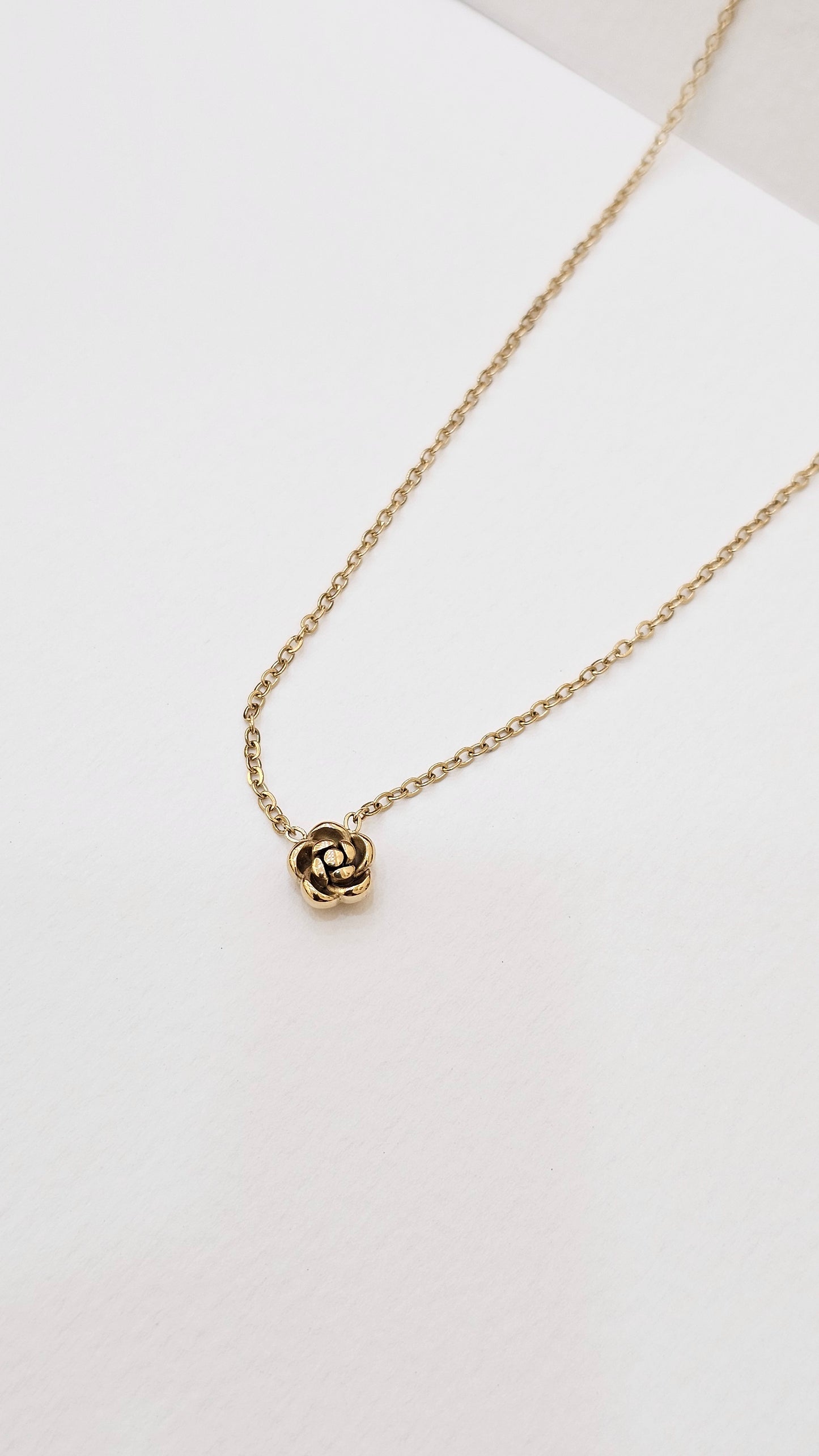 GOLD PLATED PENDANT