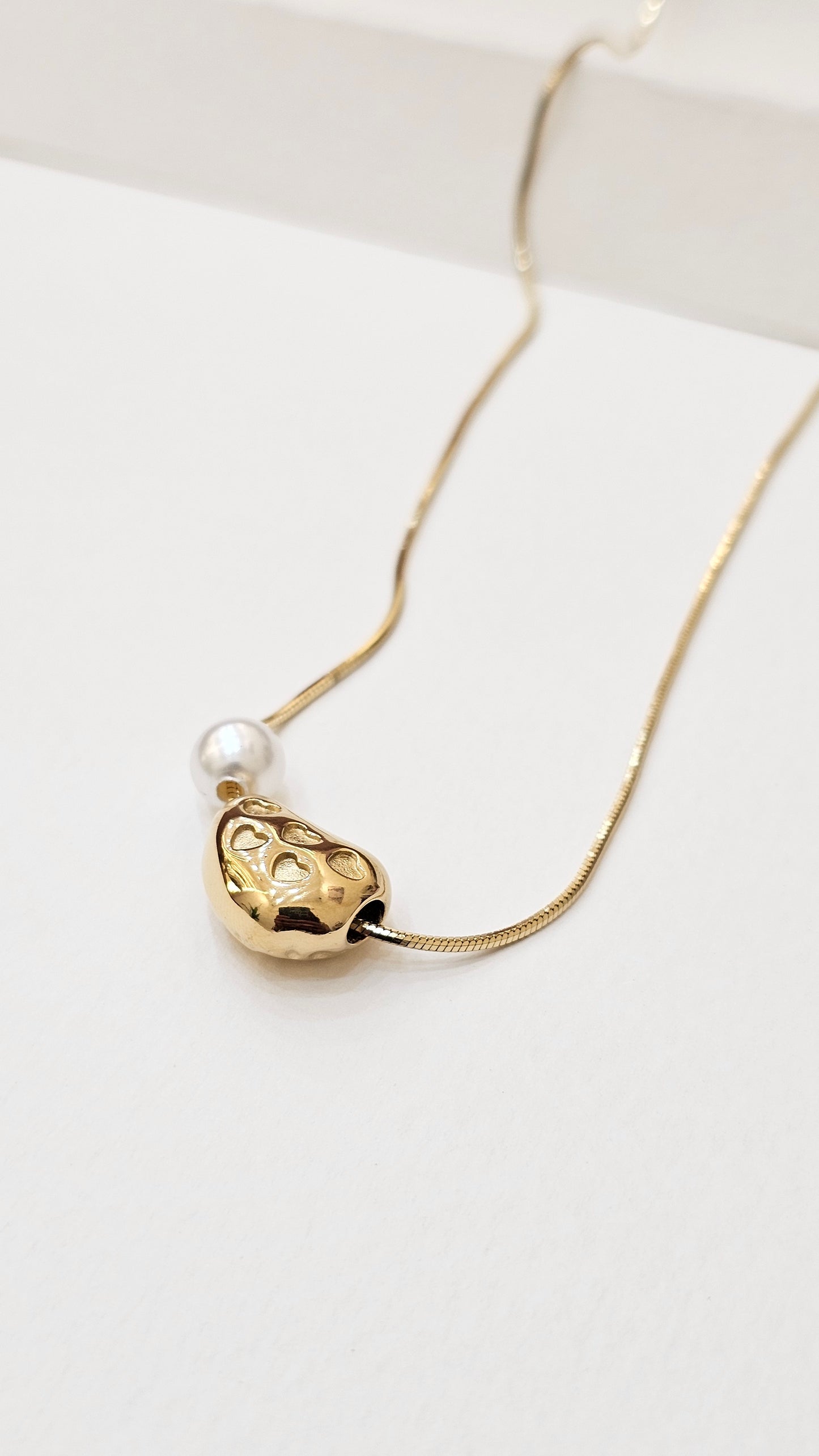 GOLD PLATED PENDANT
