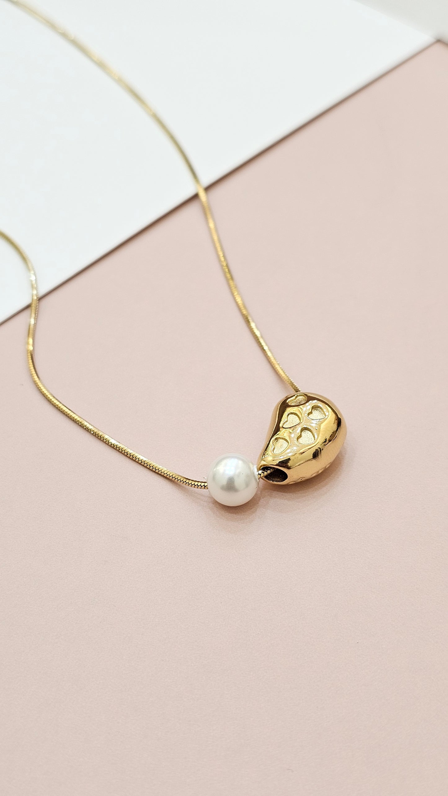 GOLD PLATED PENDANT