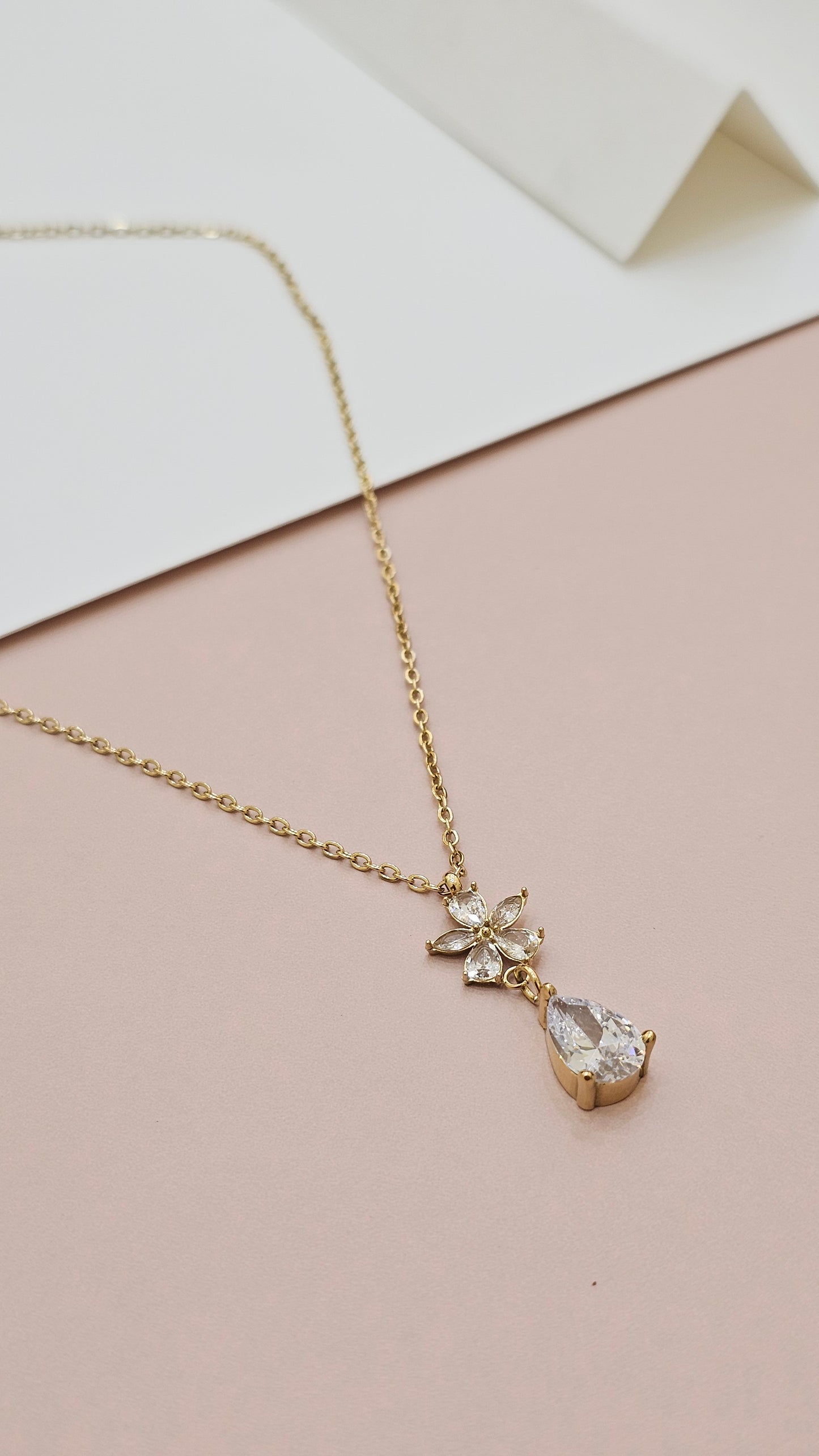 GOLD PLATED PENDANT