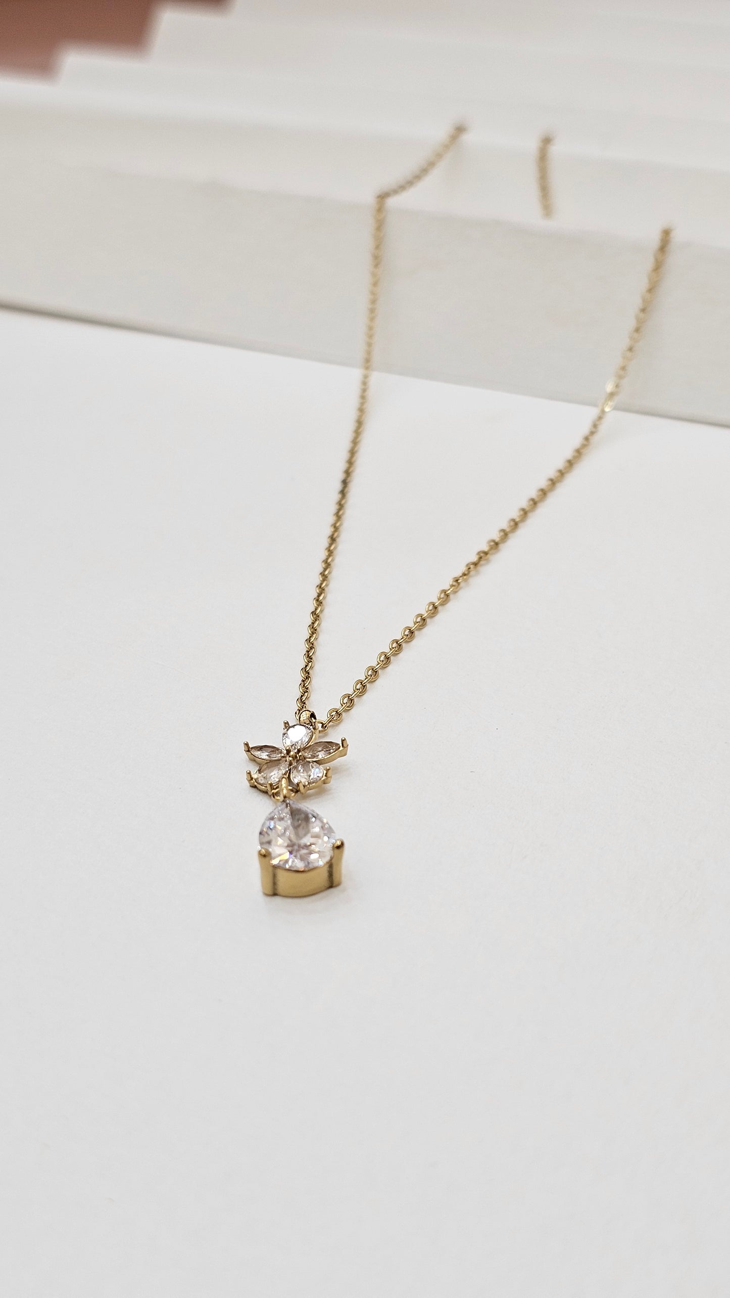 GOLD PLATED PENDANT