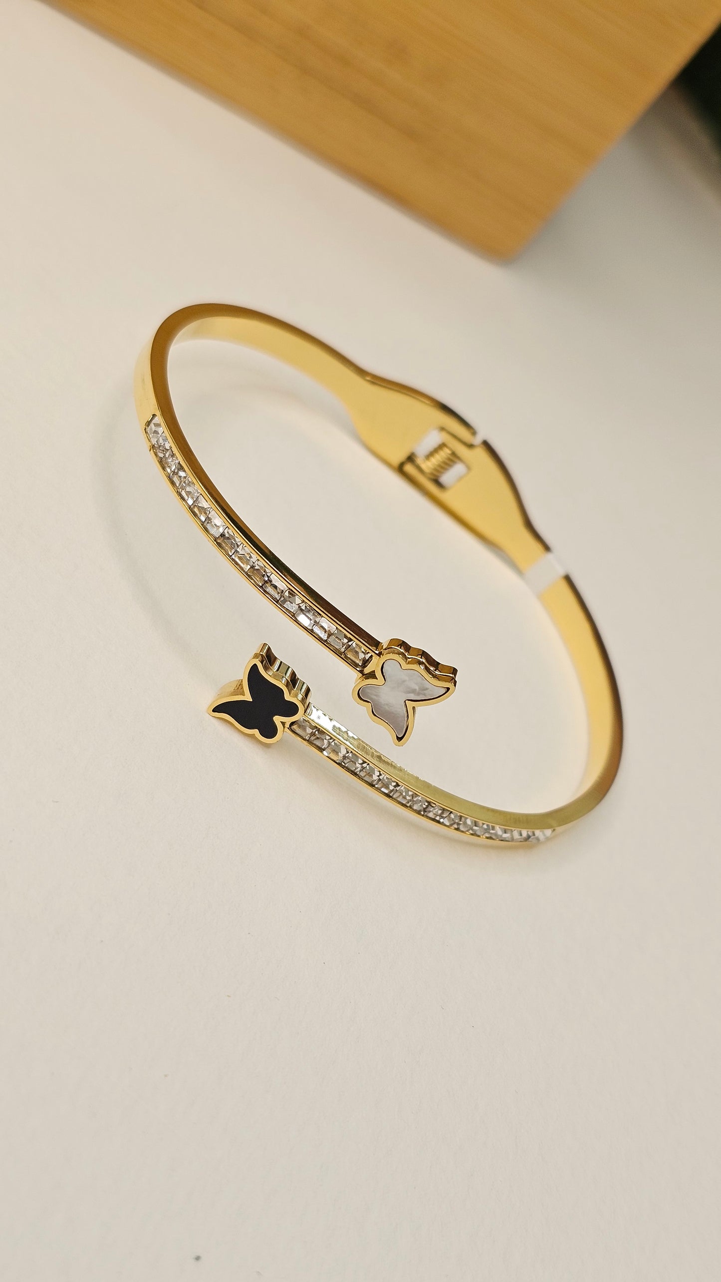 GOLD PLATED BRACELET