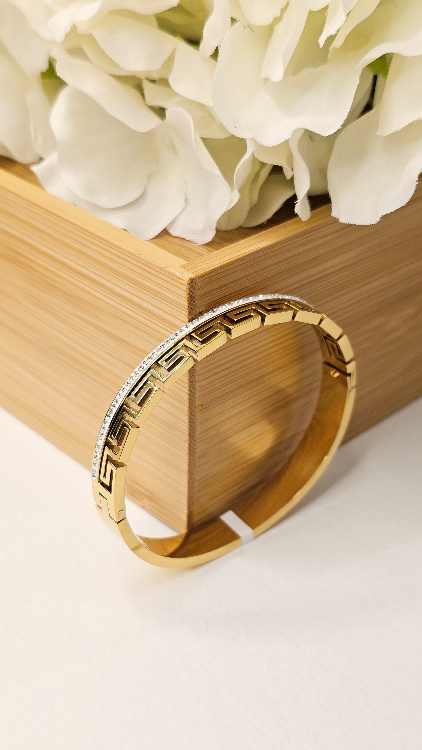 GOLD PLATED BRACELET