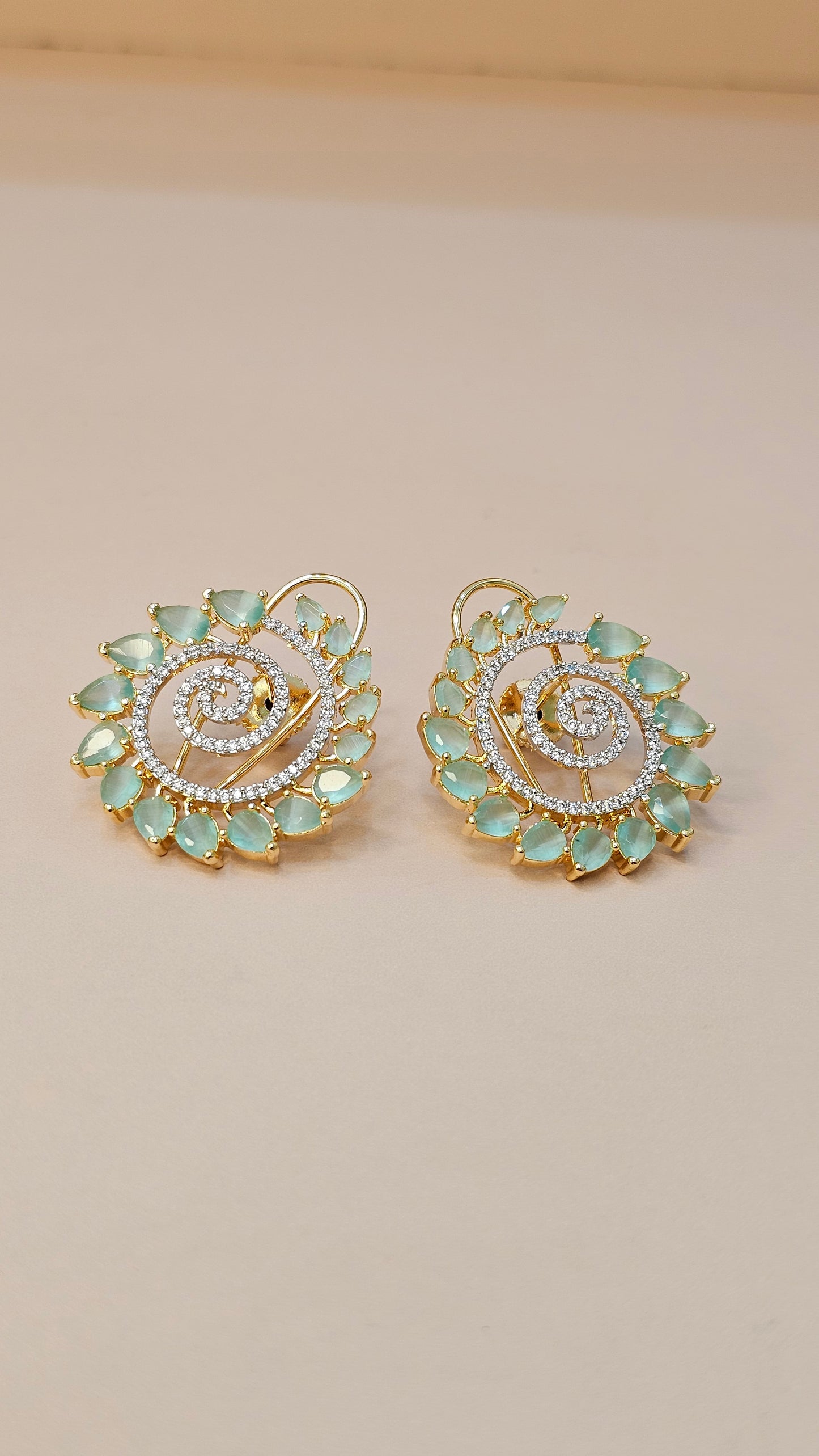 ZIRCON EARRING 18KT GOLD PLATED