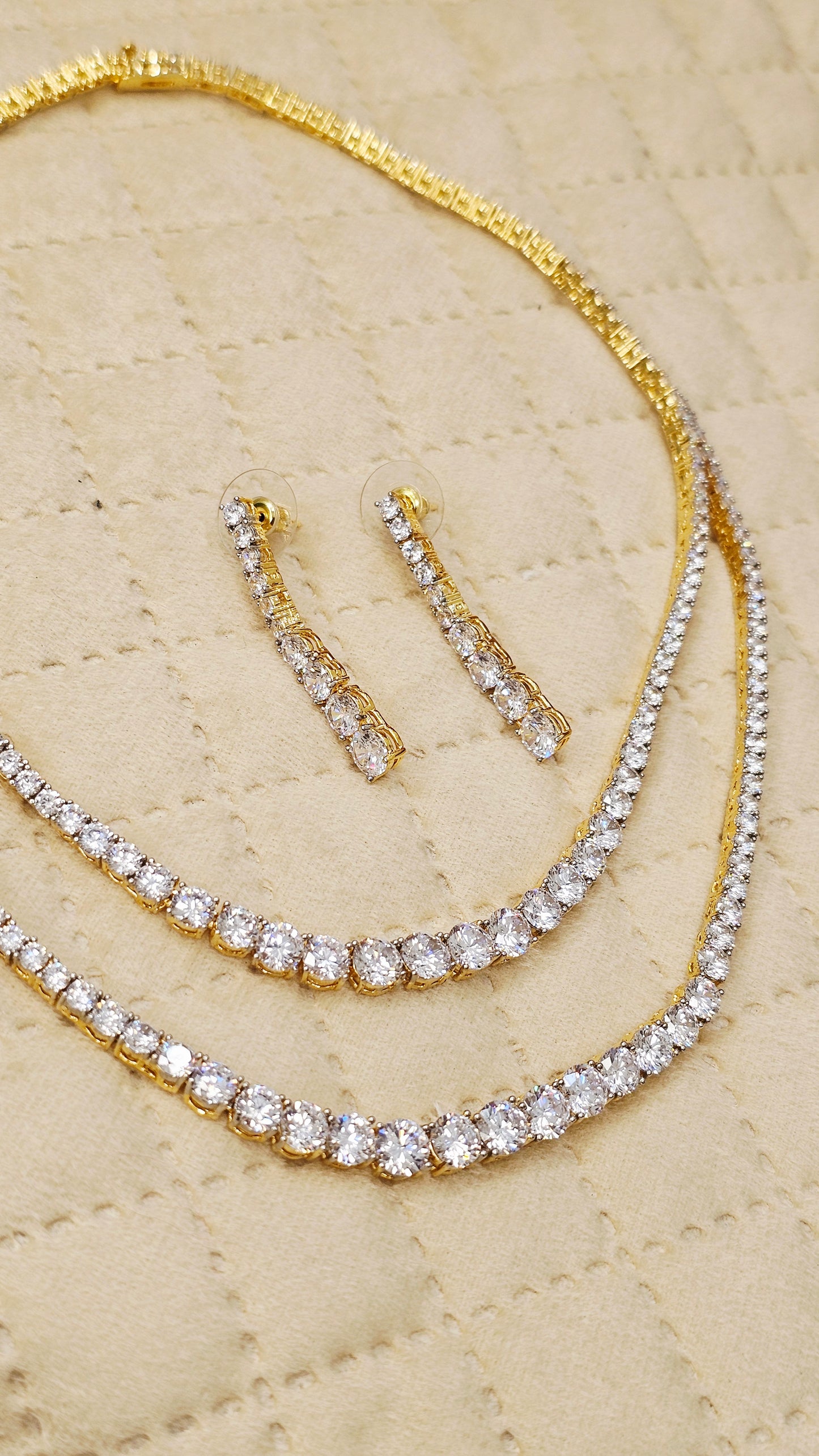 NECLACE SET ZIRCONIA