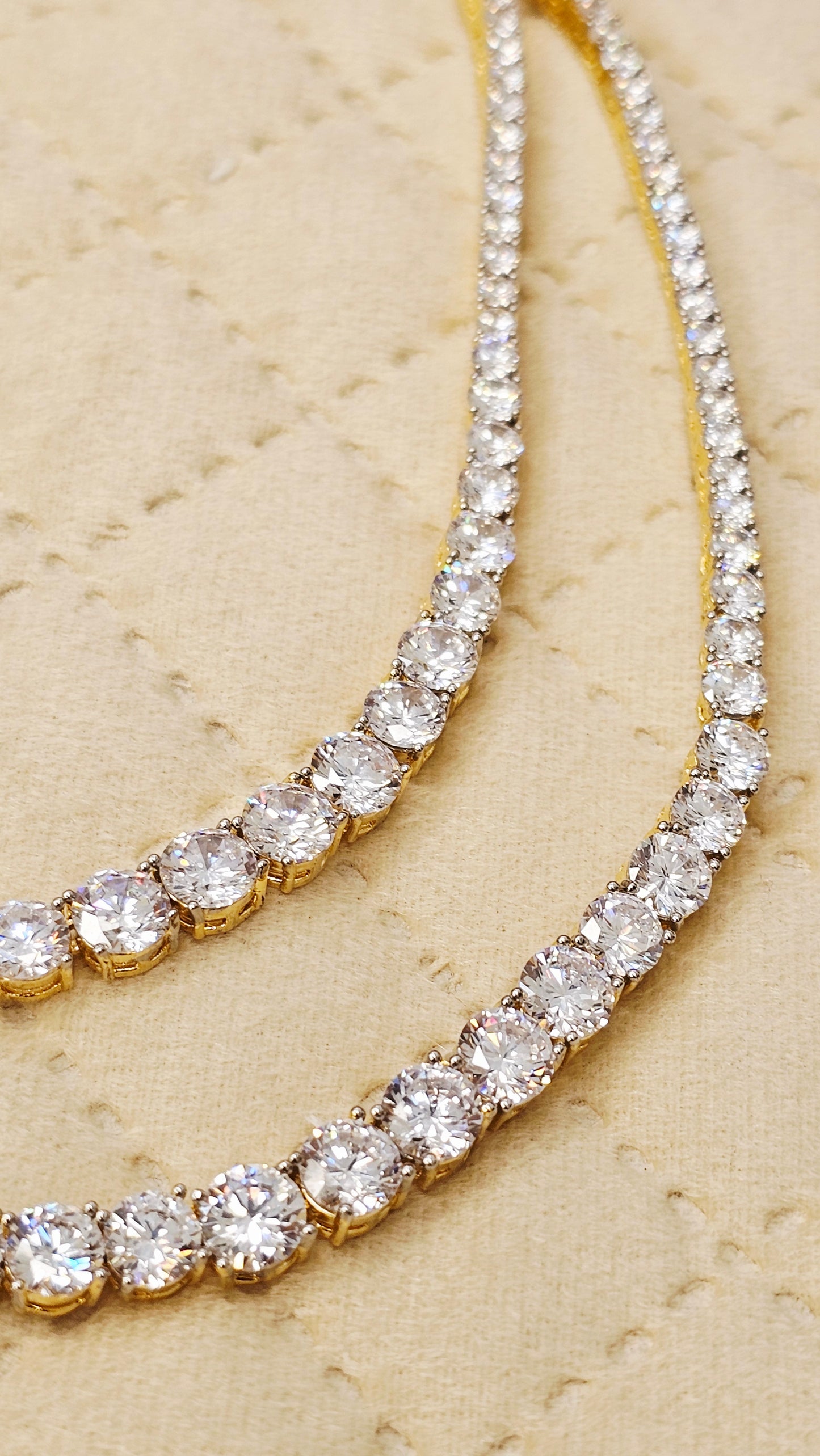 NECLACE SET ZIRCONIA