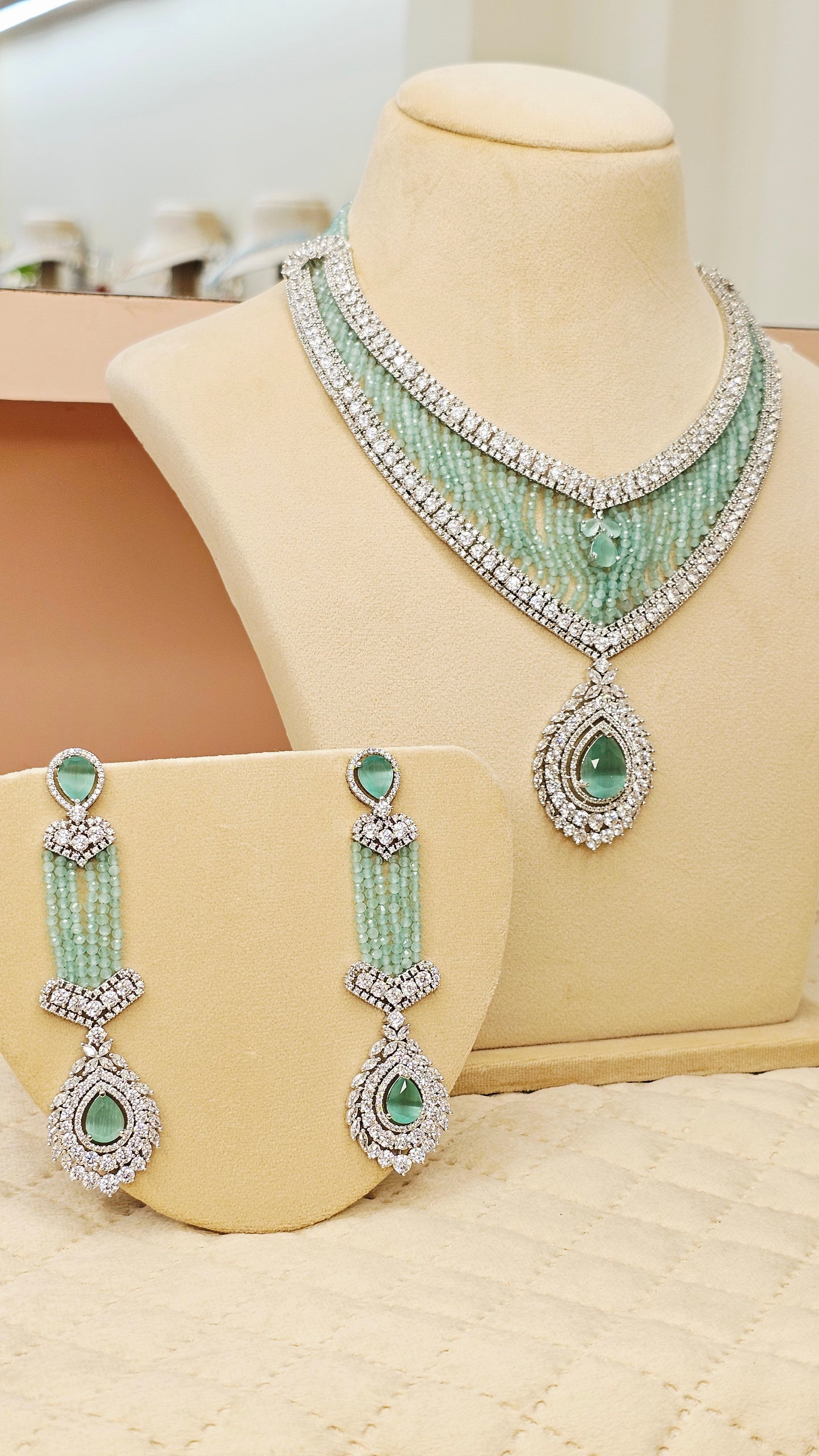 ZIRCON NECLACE SET