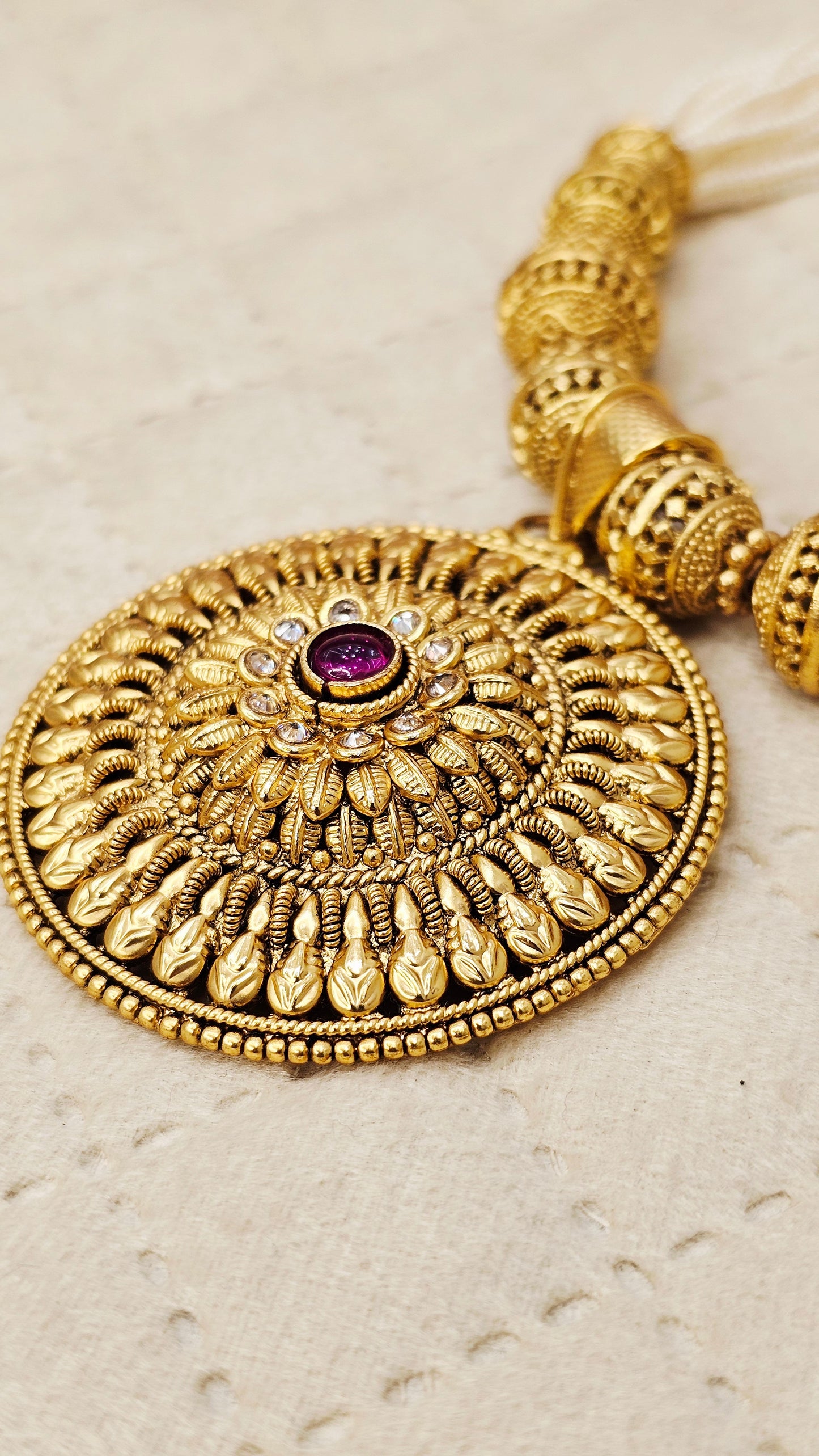 NECKLACE SET