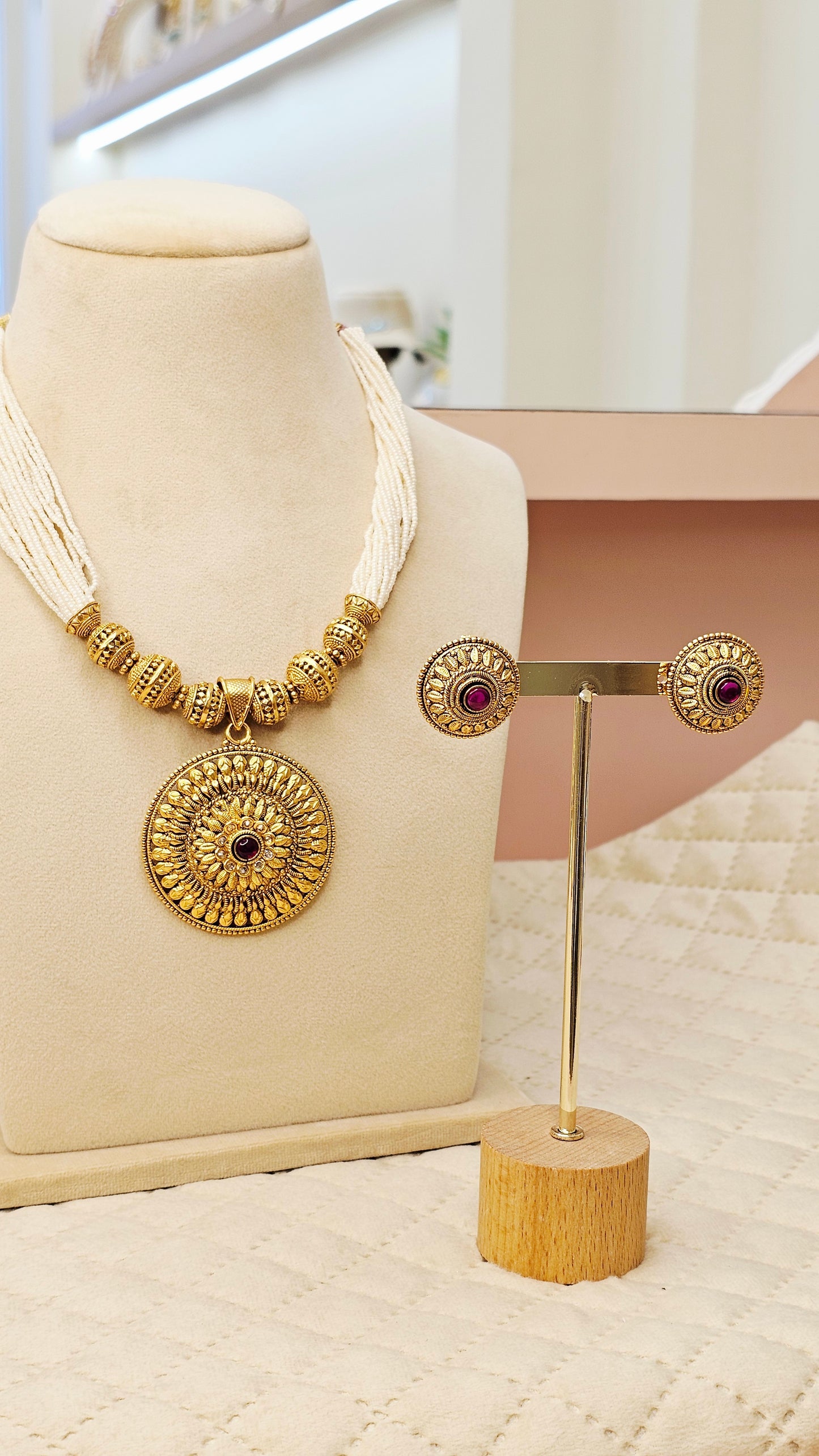 NECKLACE SET