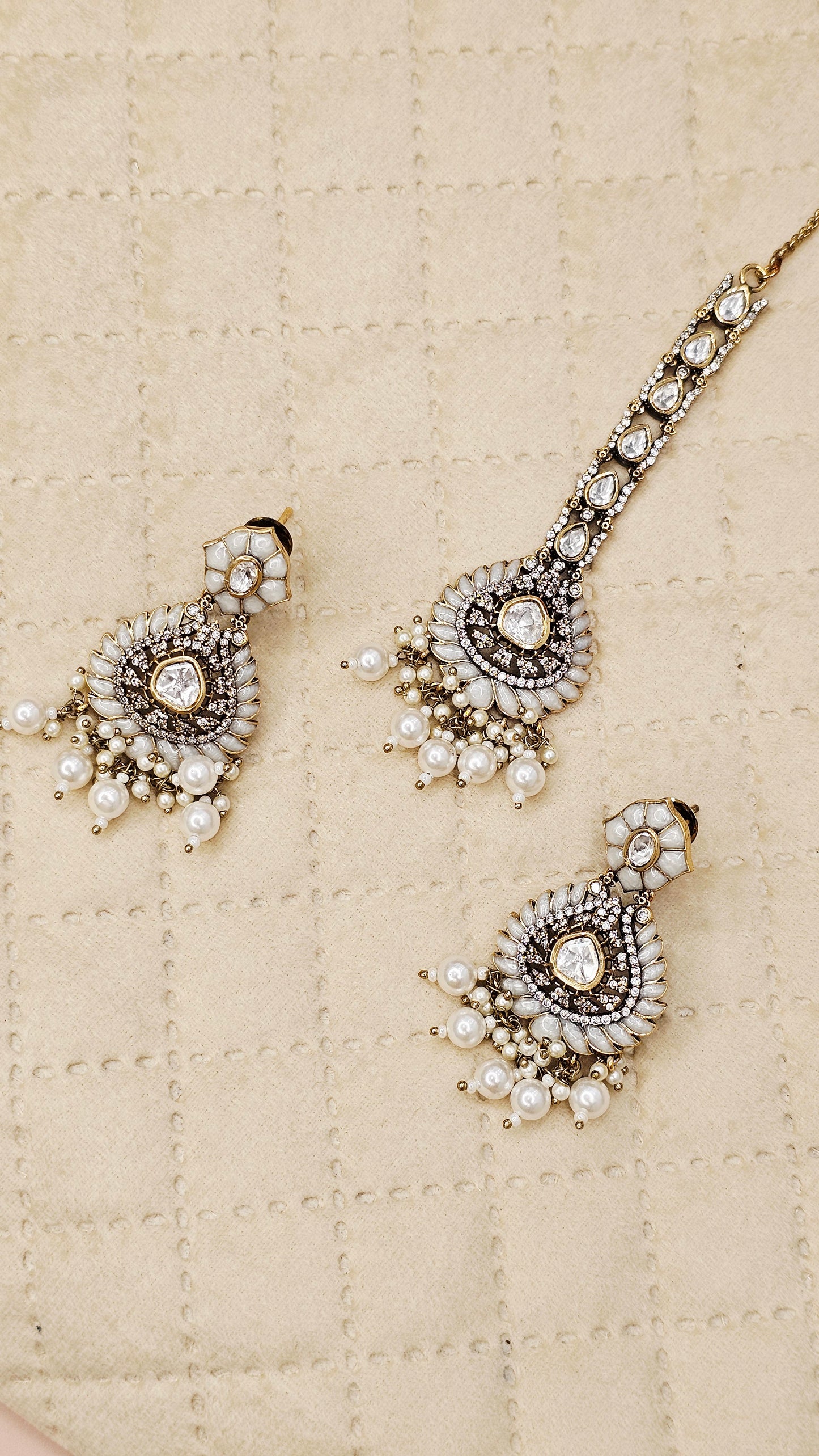KUNDAN NECKLACE SET