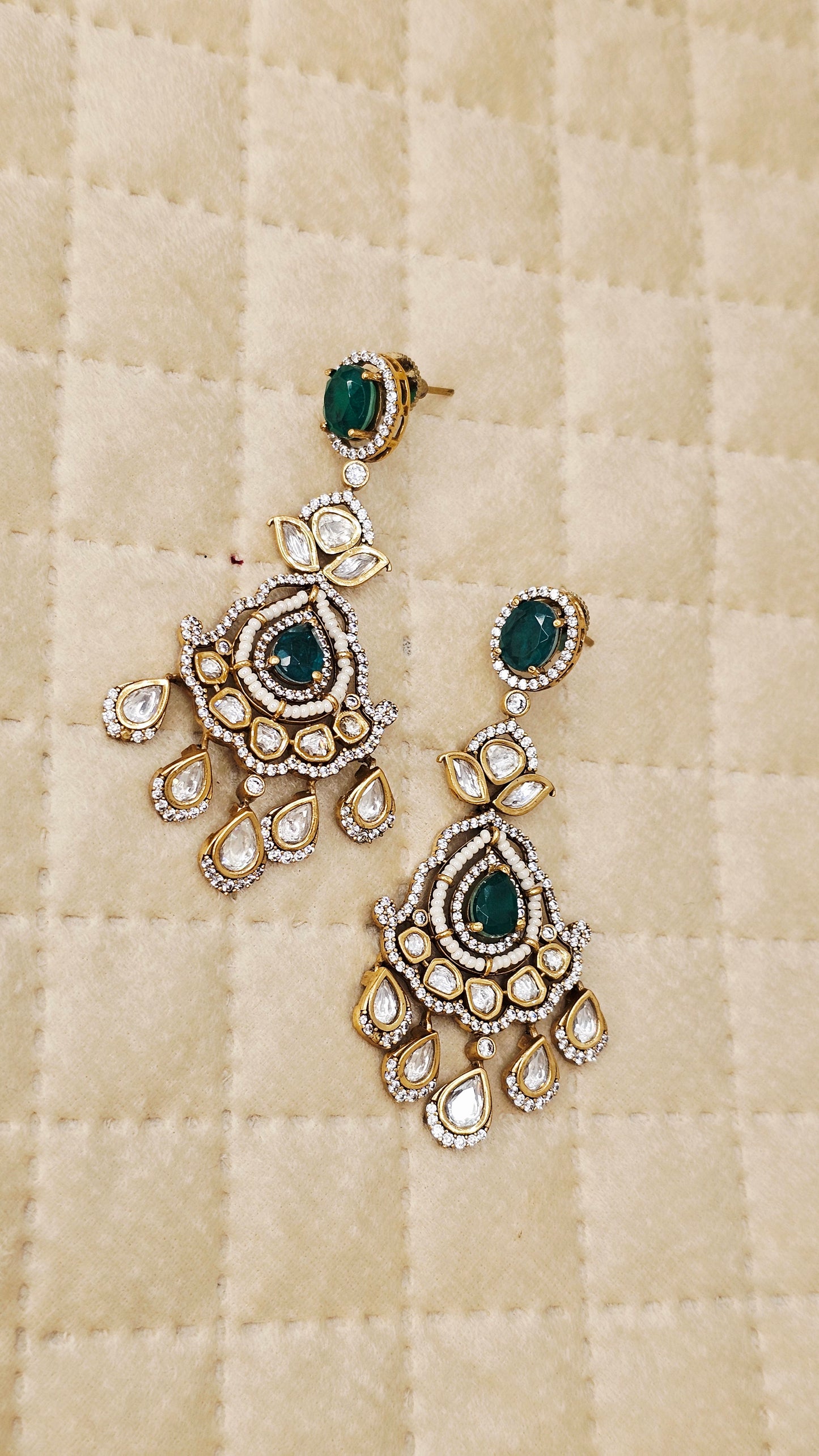MOISSANITE NECLACE SET WITH MANG TIKA