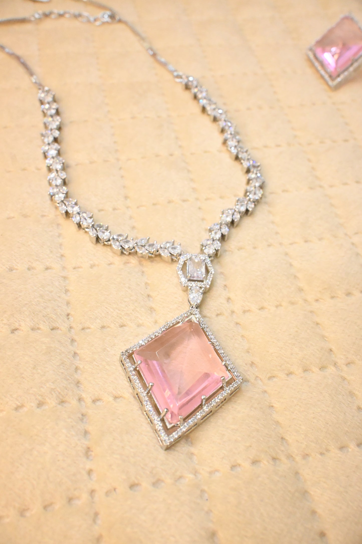 ZIRCON NECKLACE SET