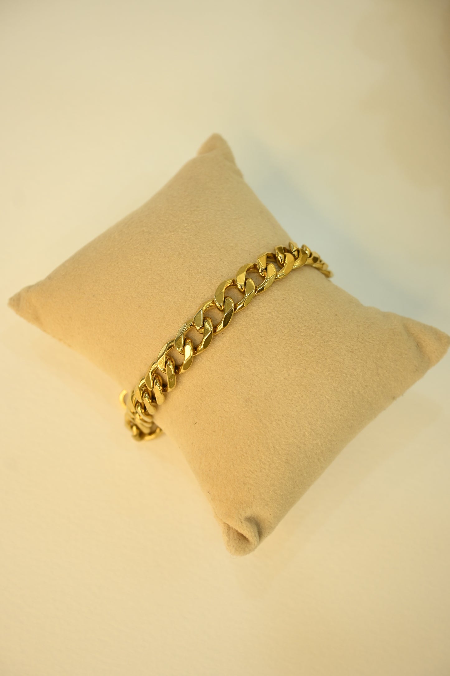 Classic Gold Chain Bracelet