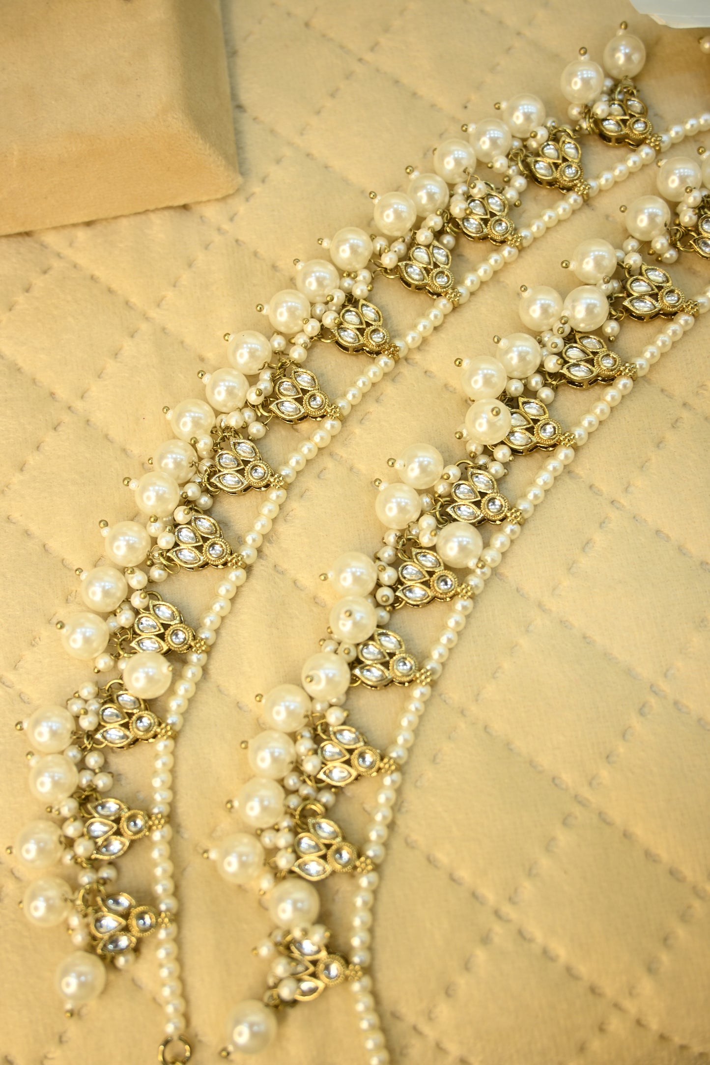 Hanging Pearl Anklet