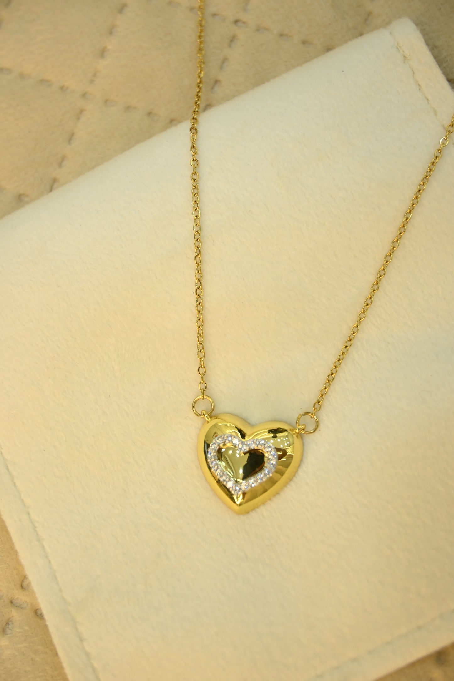 ZIRCON HEARTPENDANT