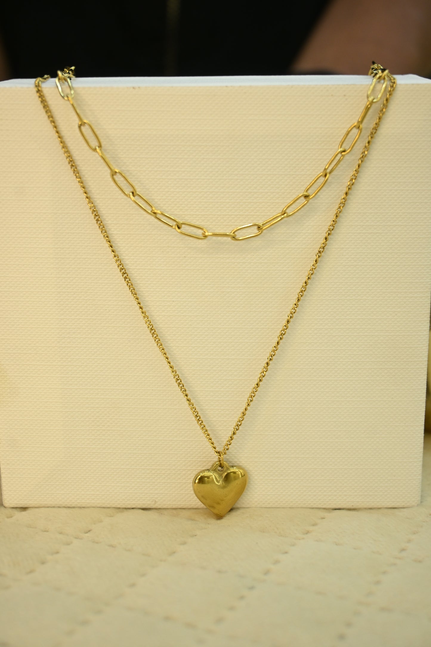DOUBLE LAYER CHAIN HEART PENDANT