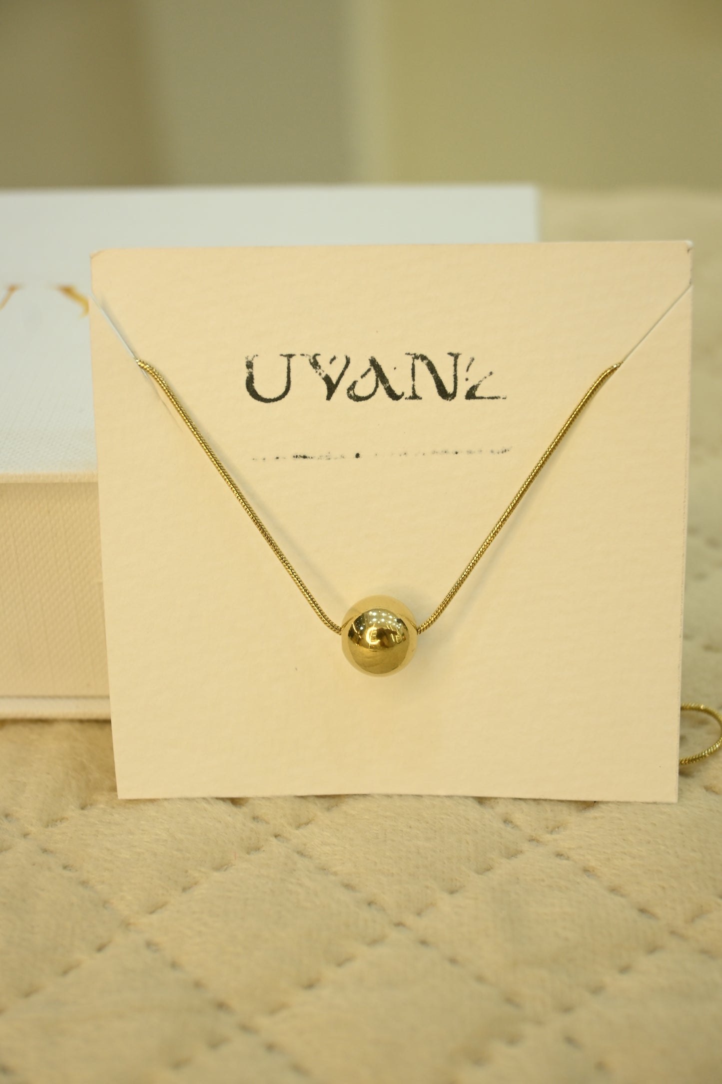 SMALL BALL PENDANT