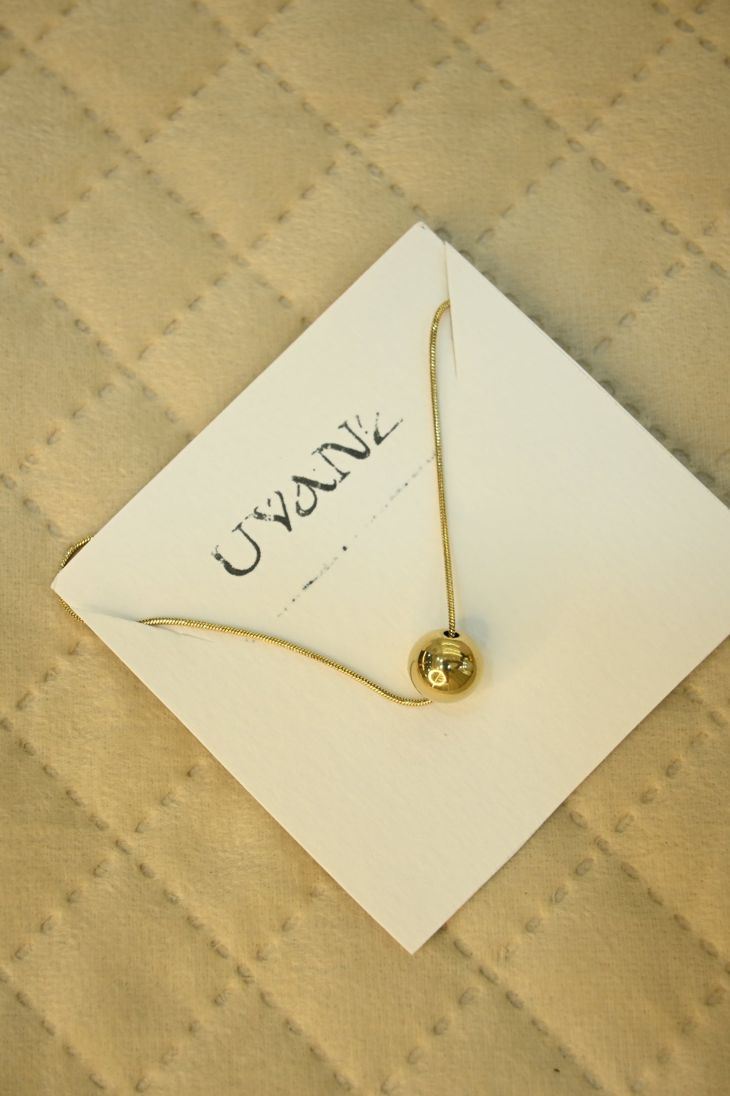 SMALL BALL PENDANT