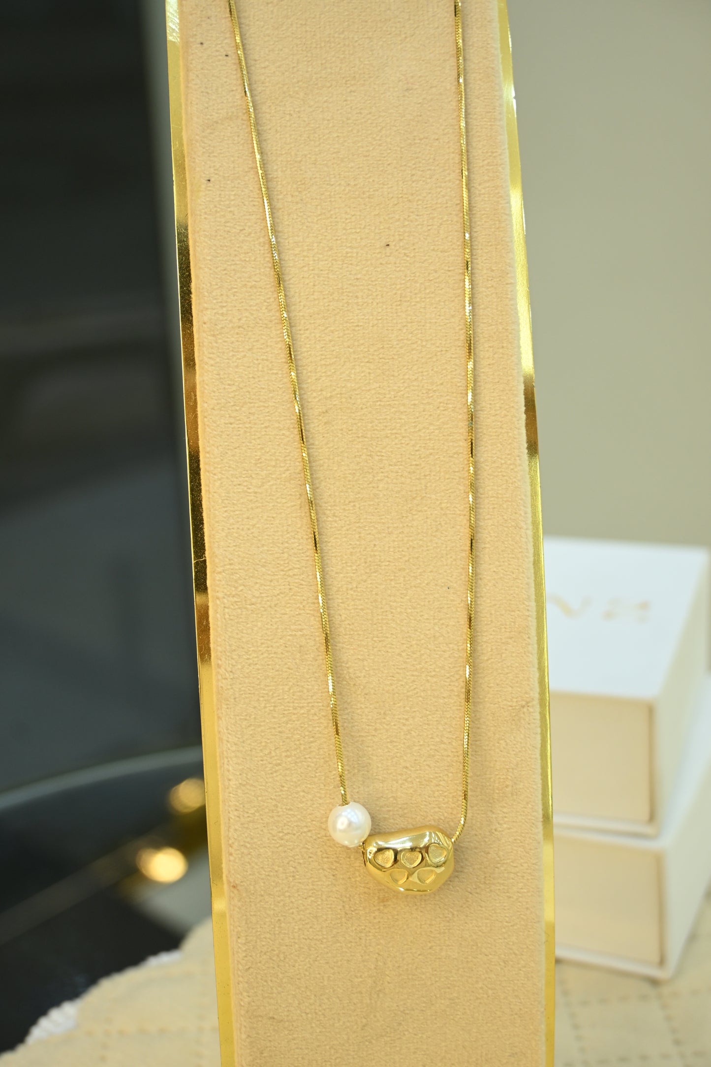CUTE PEARL NECKLACE