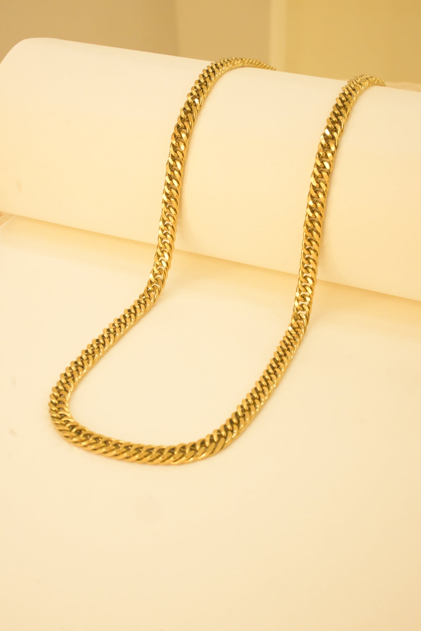 18K GOLD PLATED CHAIN