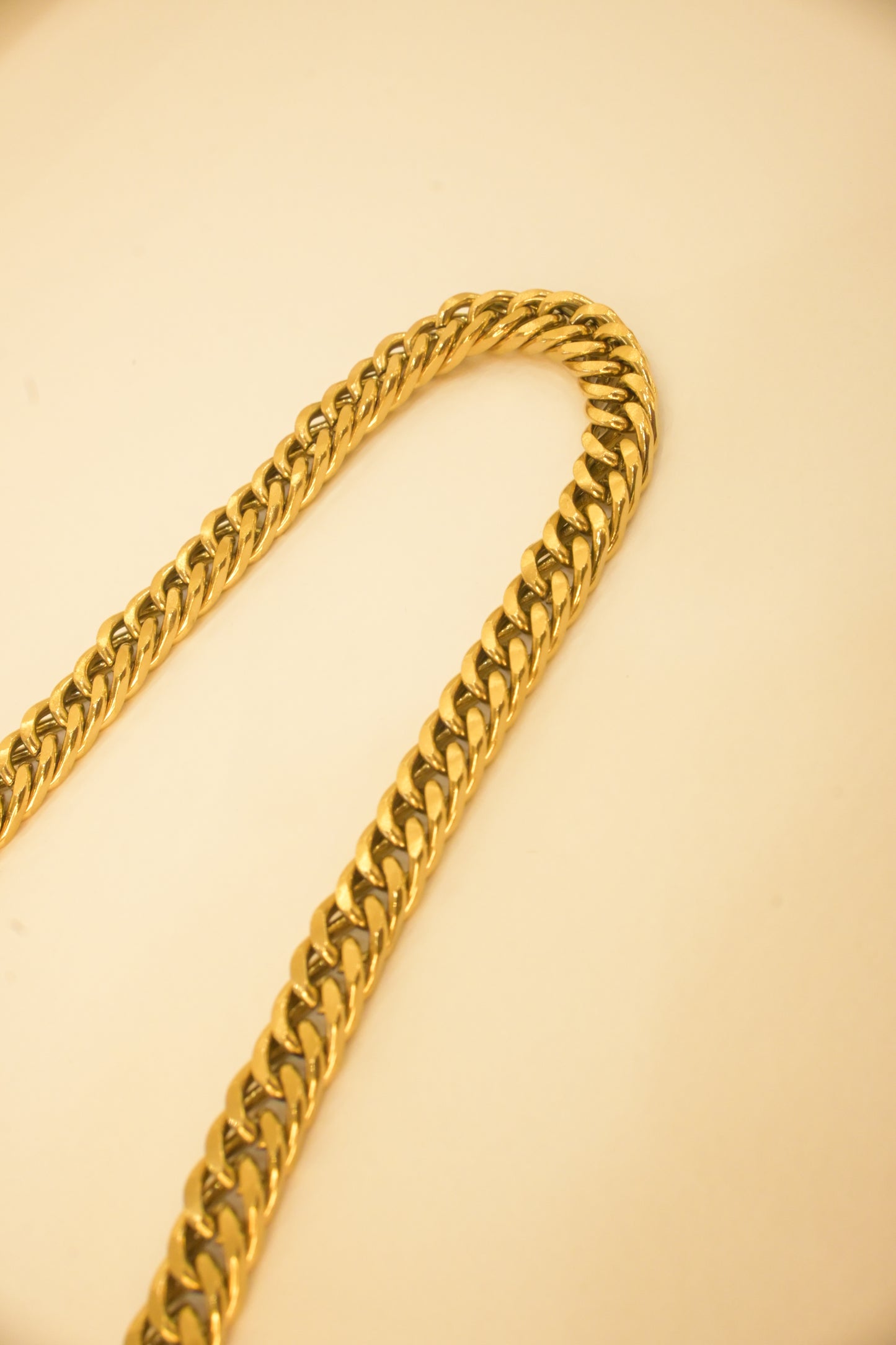 18K GOLD PLATED CHAIN
