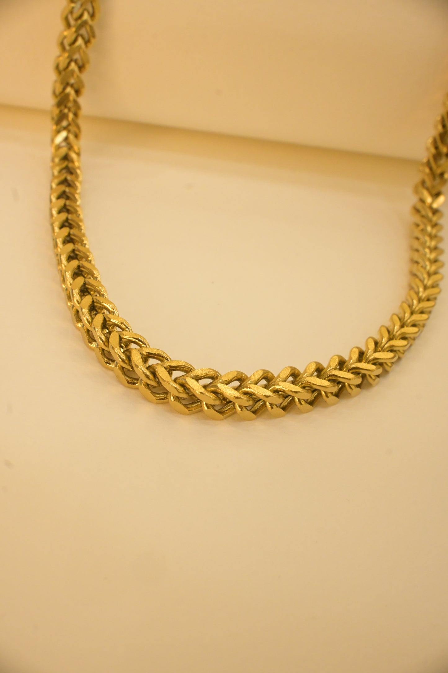 18K GOLD PLATED CHAIN
