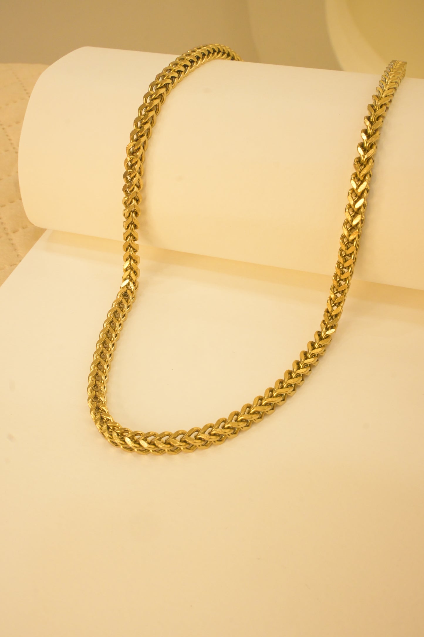 18K GOLD PLATED CHAIN