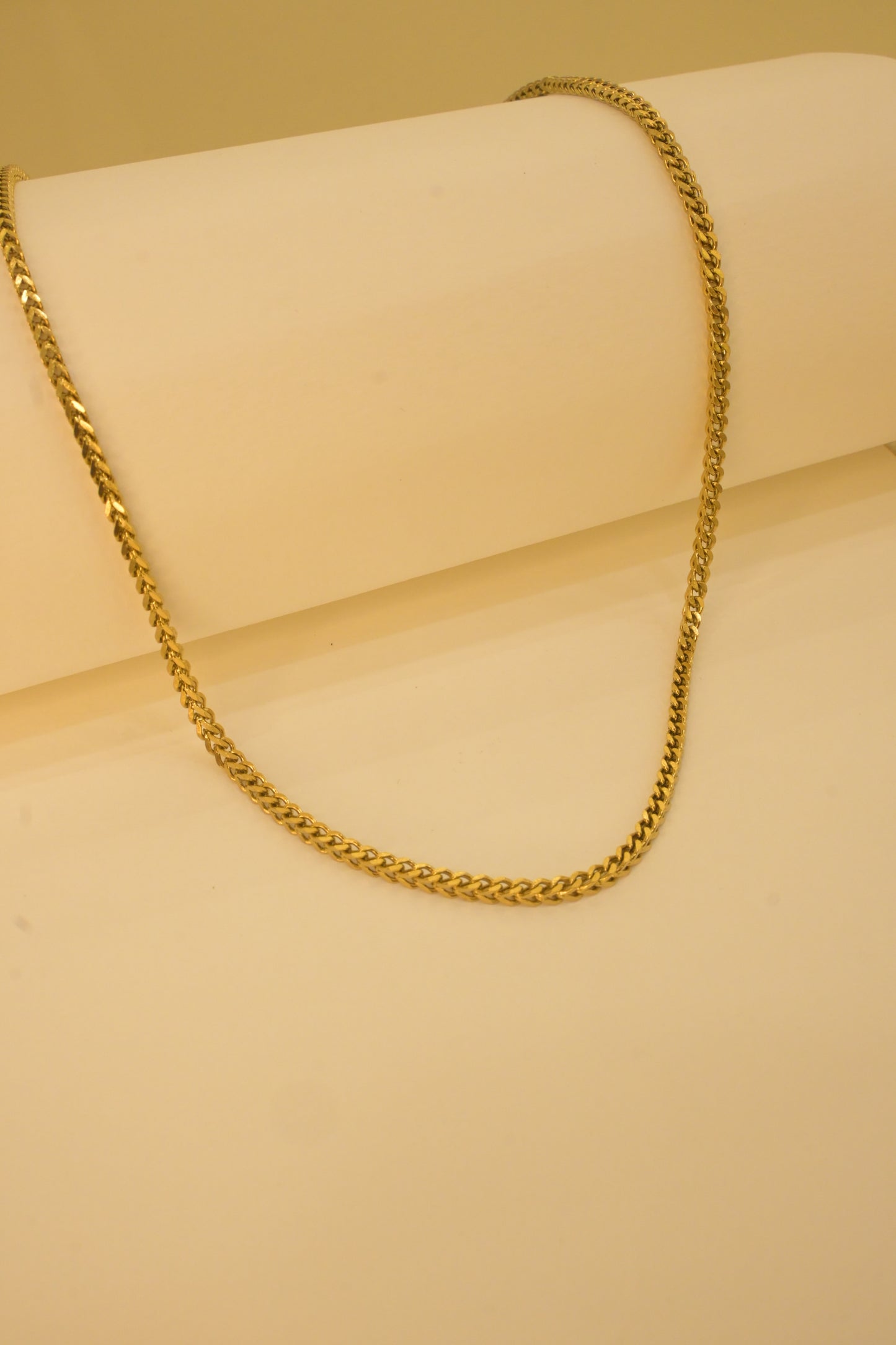 18 K GOLD PLATED CHAIN