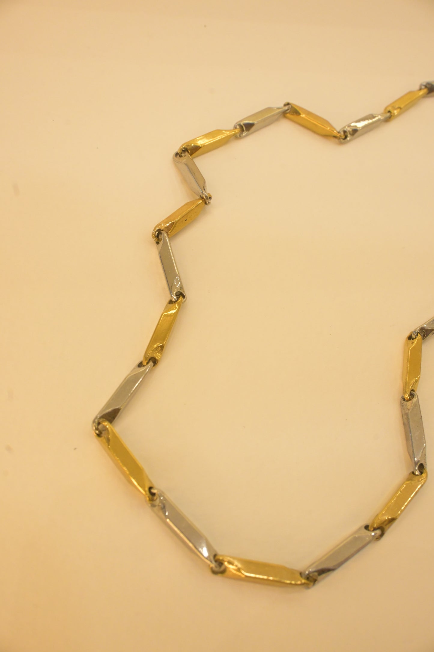 SILVER AND GOLD CHAIN