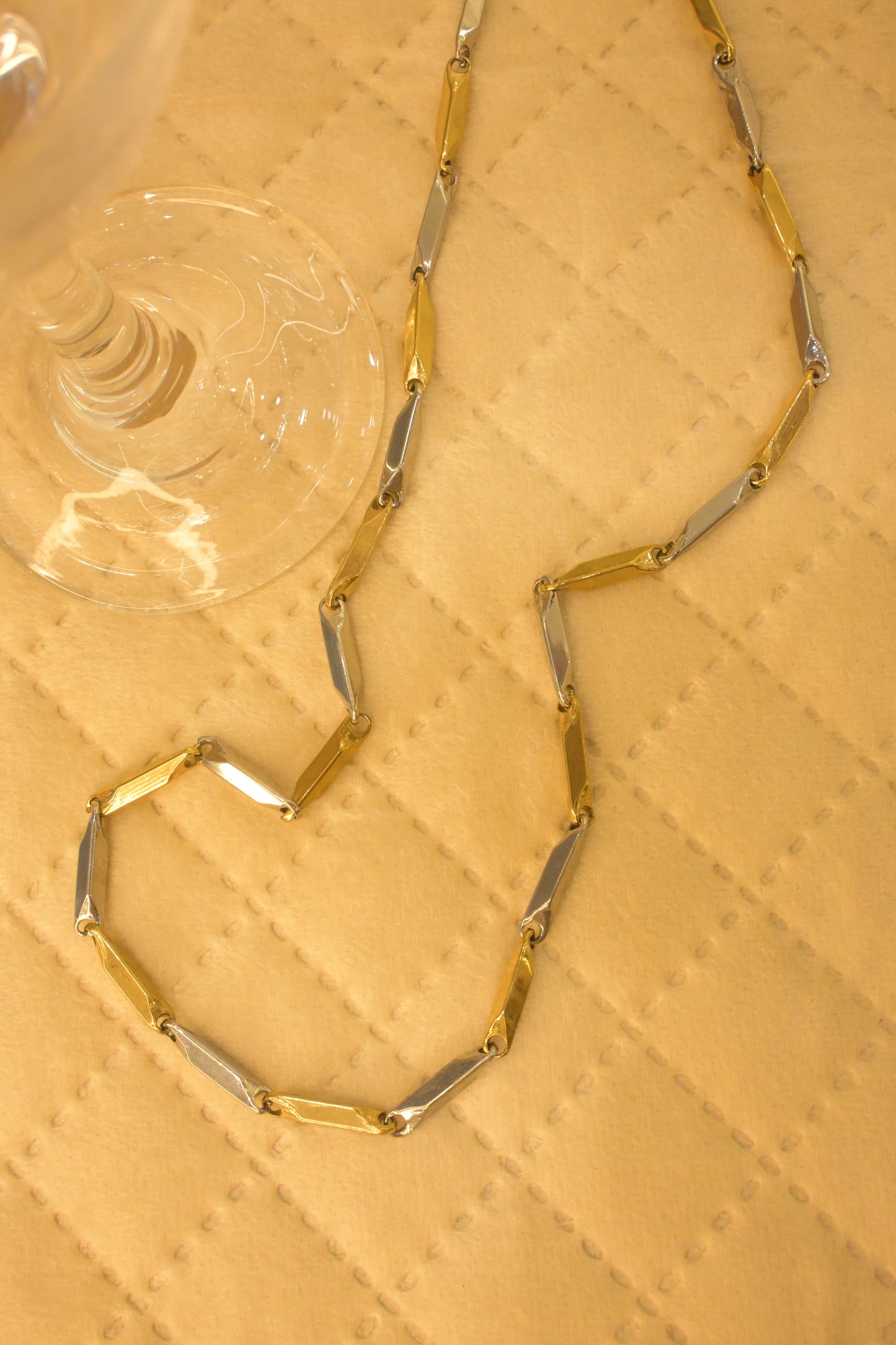 SILVER AND GOLD CHAIN