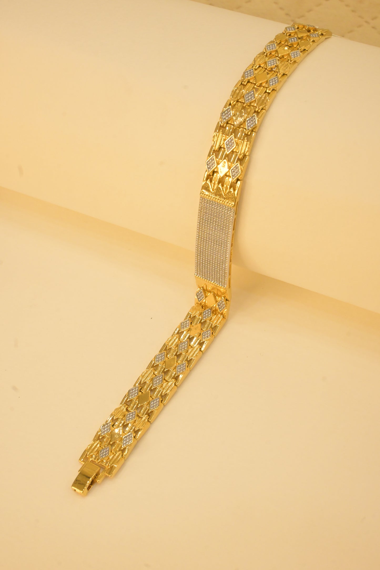 GOLD PLATED & CERAMIC BRACELET