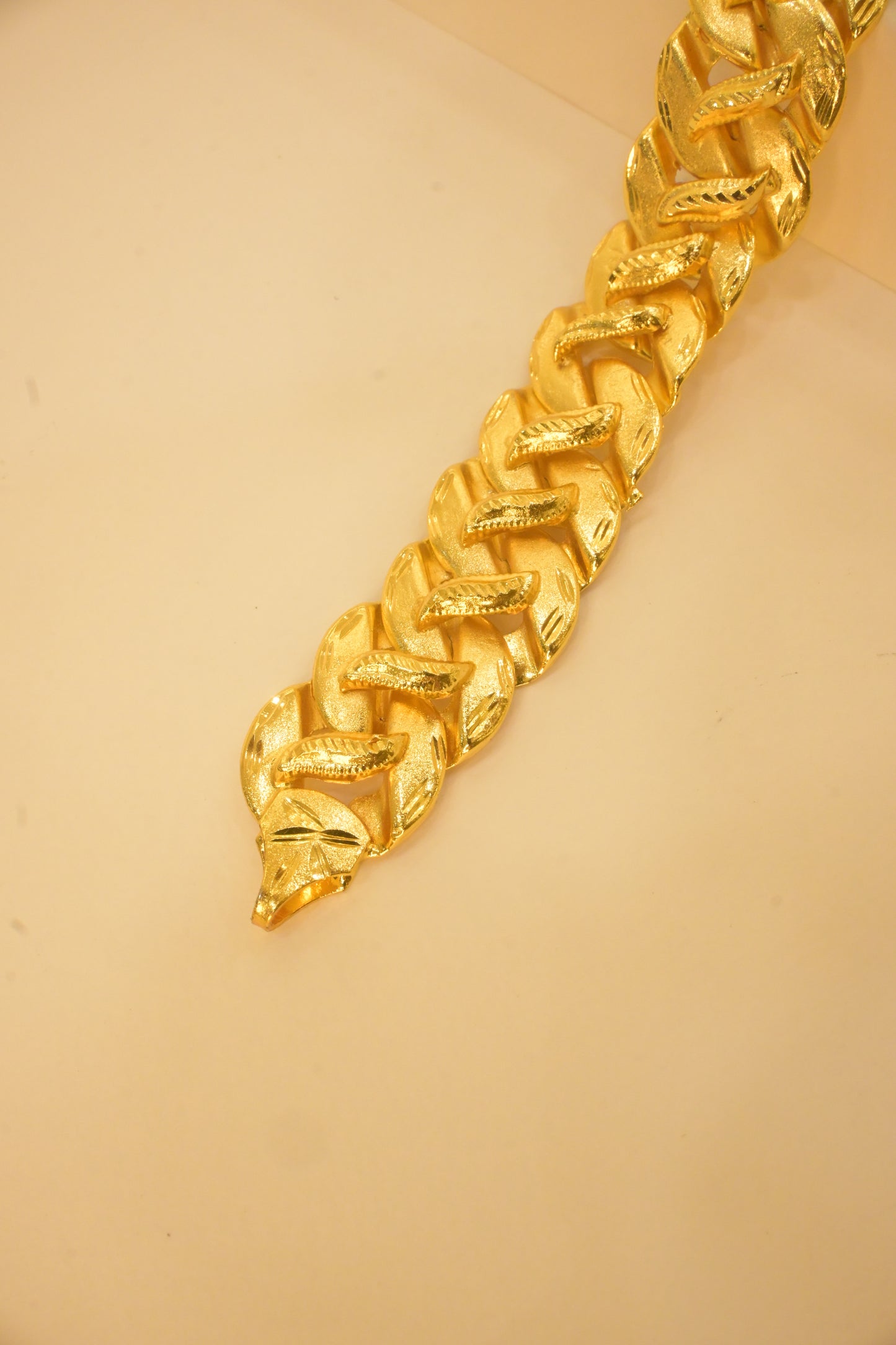 GOLD PLATED BRACELET