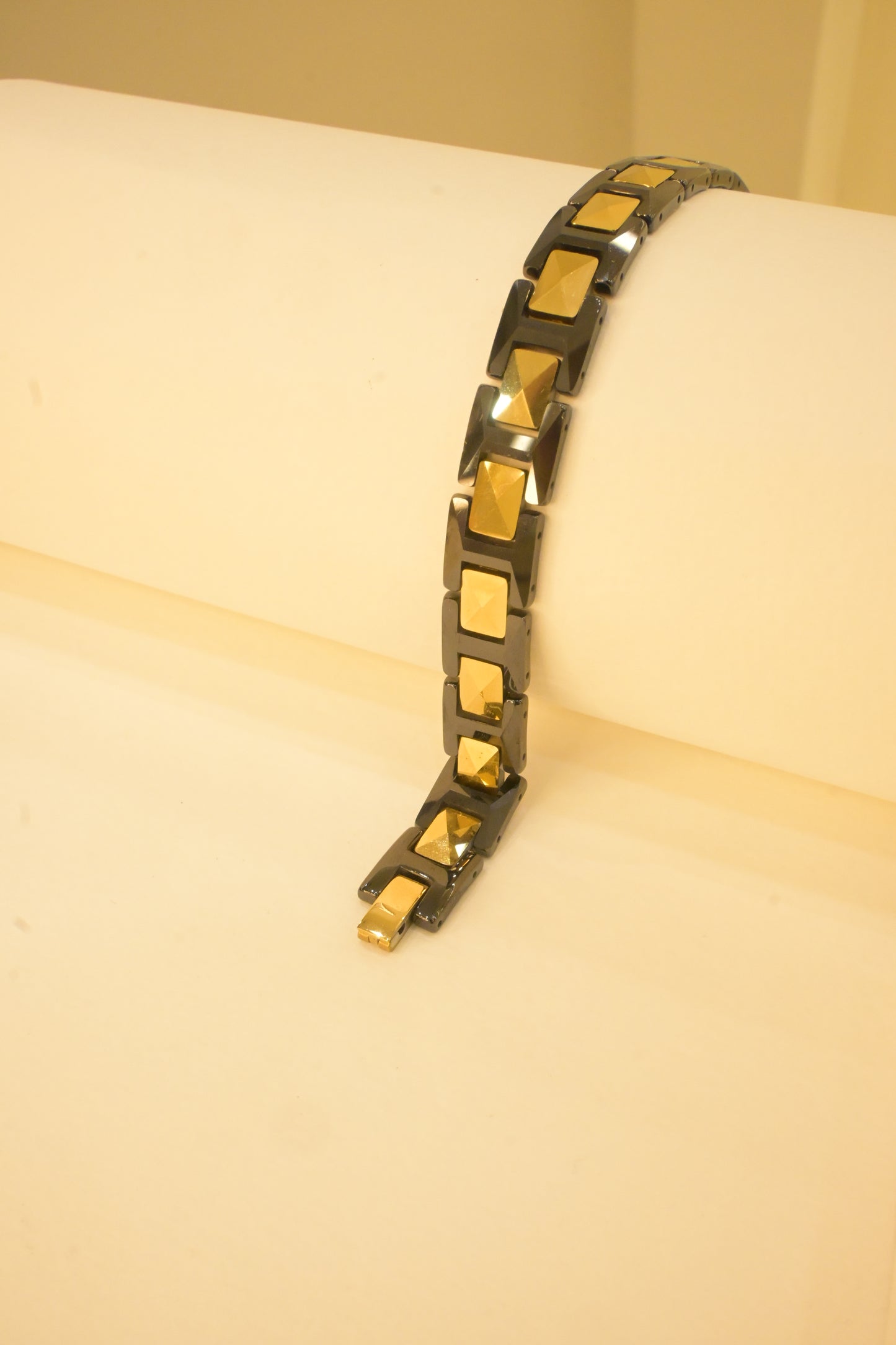 CERAMIC BRACELET