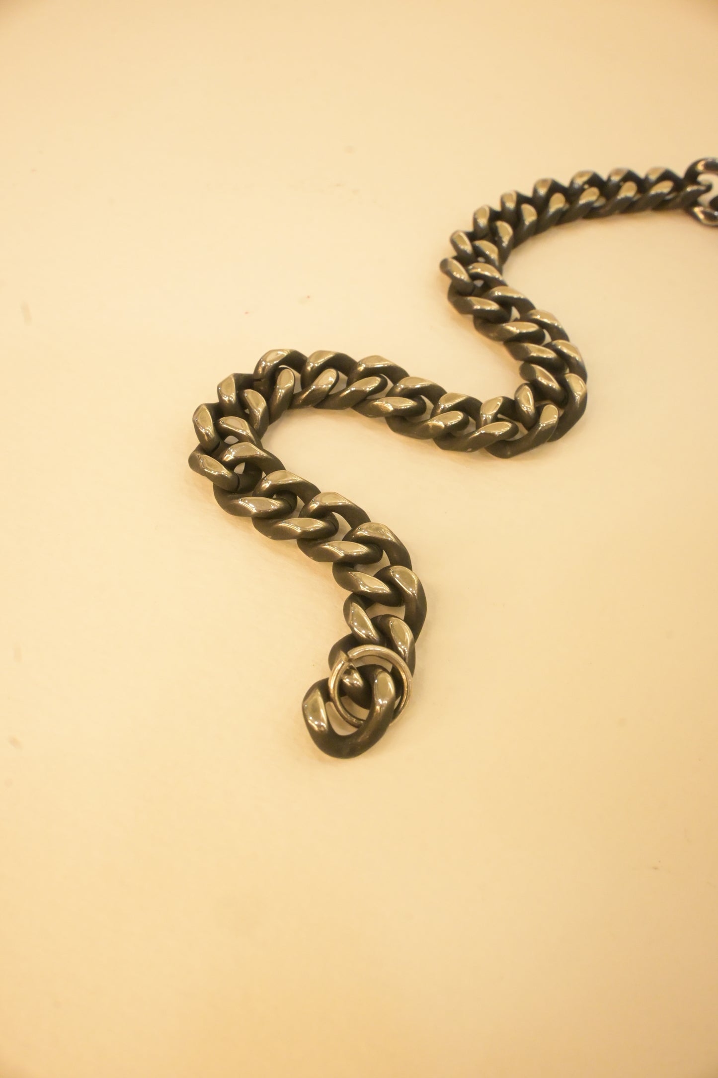 BLACK SILVER BRACELET
