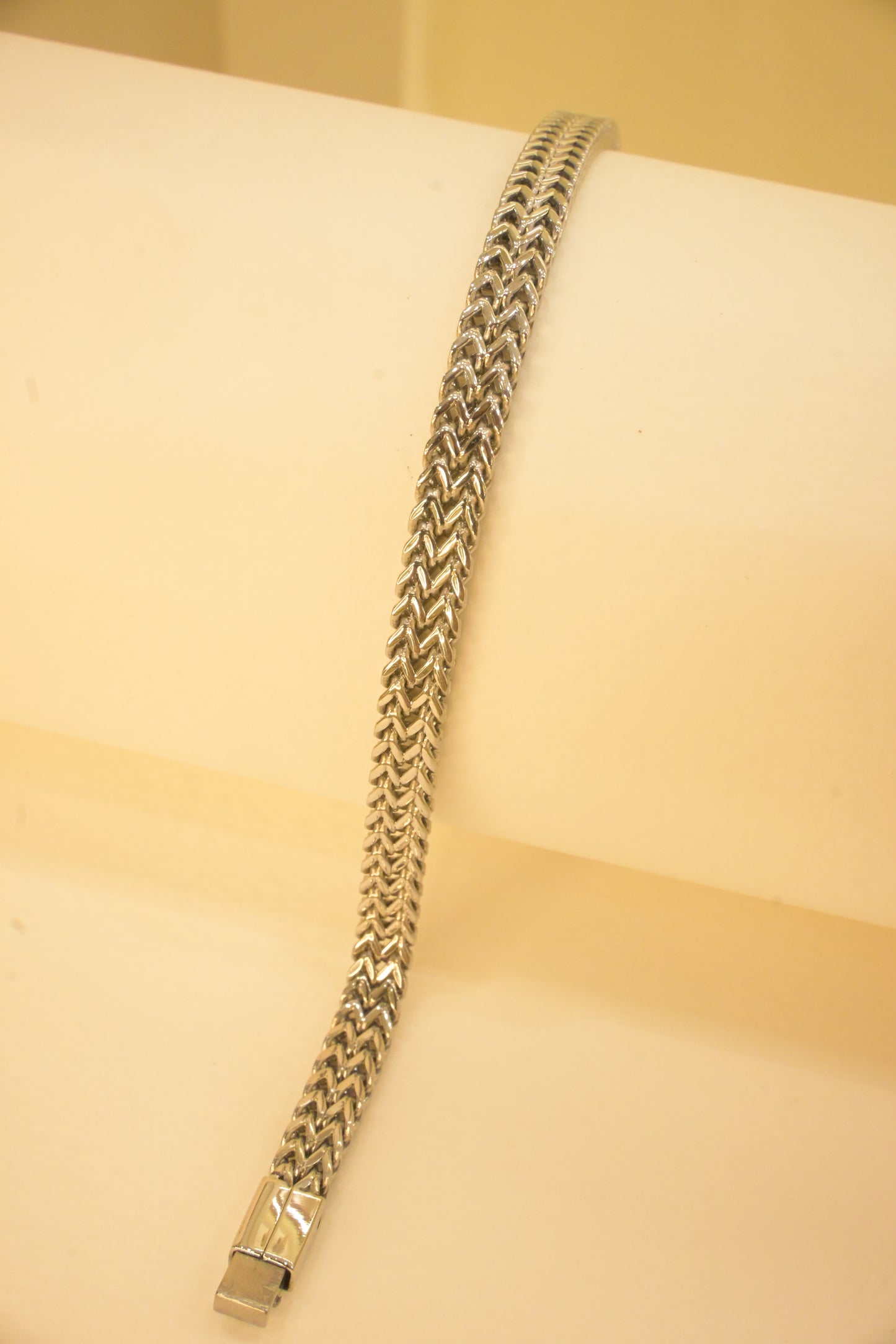 SILVER POLISHE BRACELET