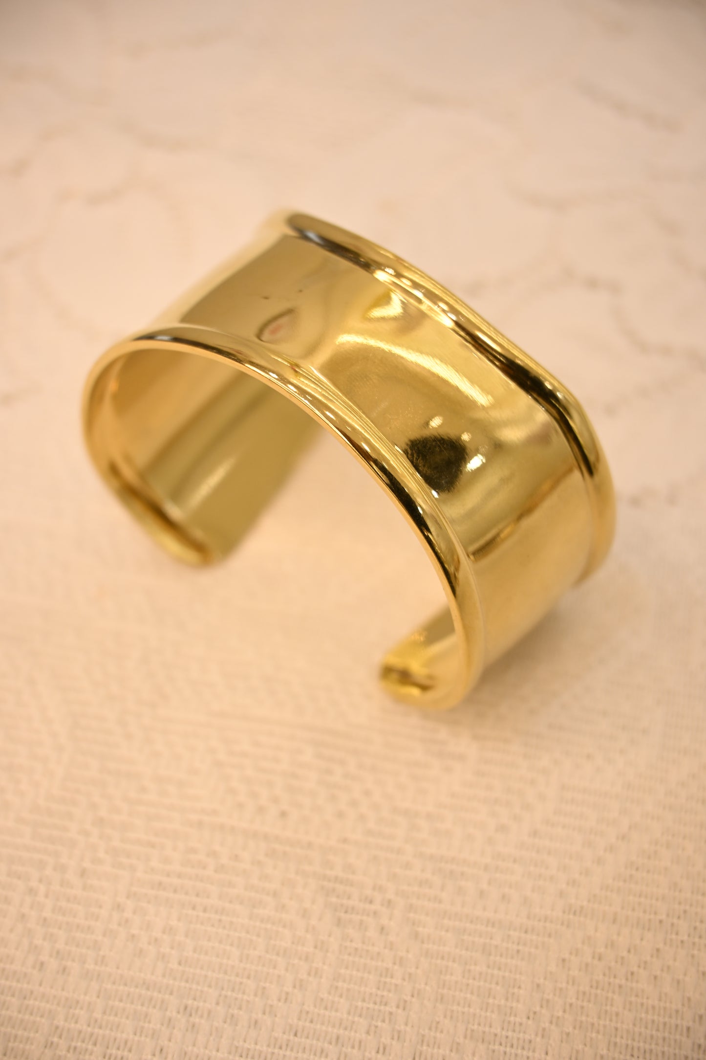 CUFF BRACELET