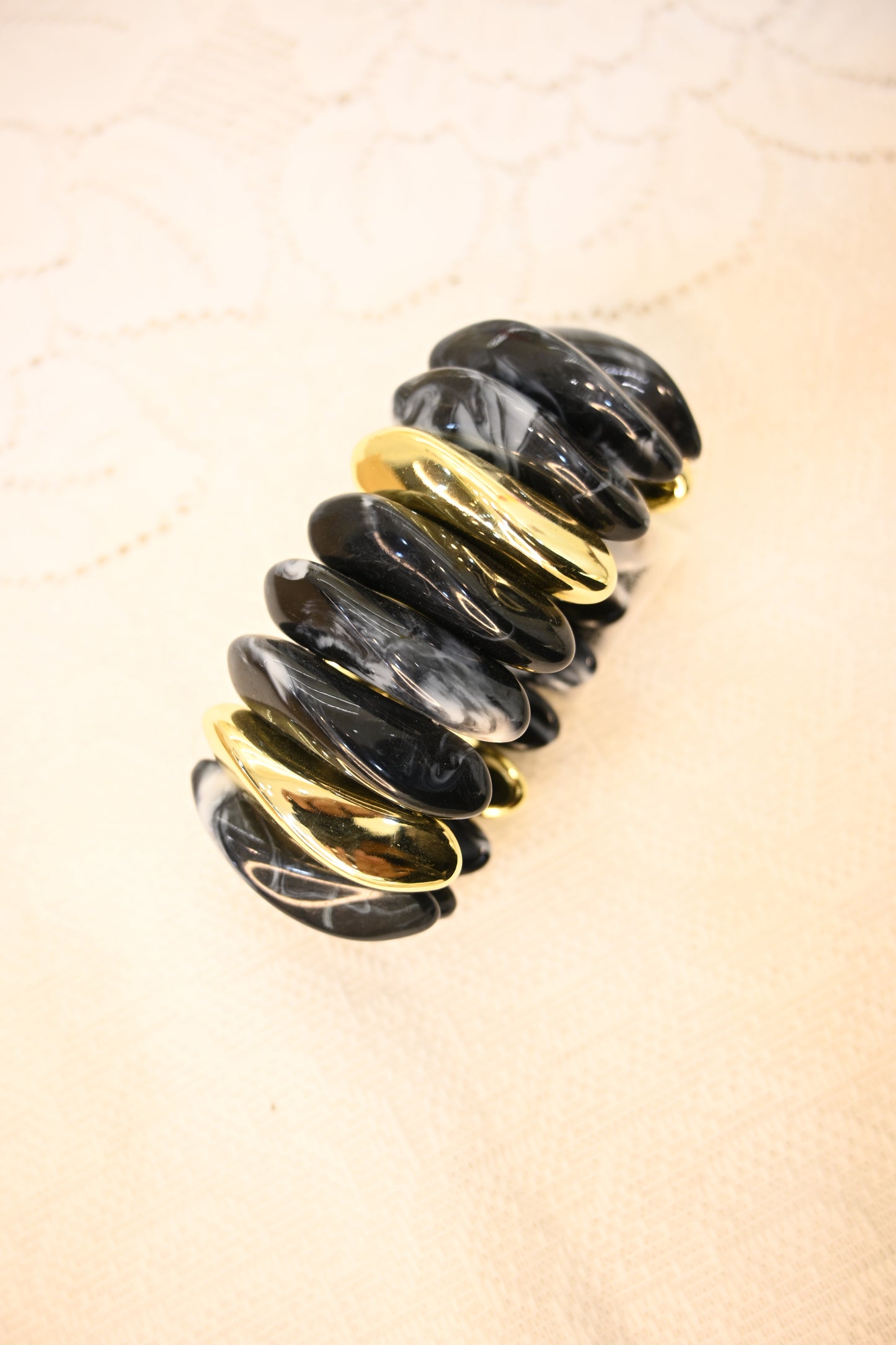 BLACK & GOLDEN BRACELET