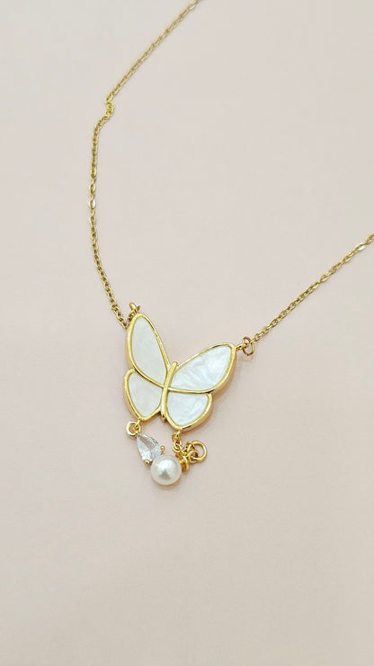 GOLD PLATED PENDANT