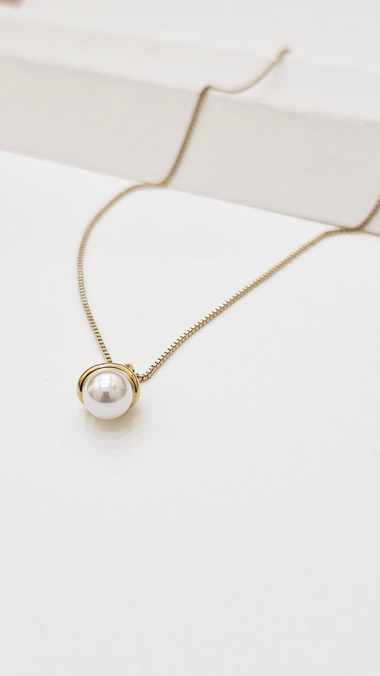 GOLD PLATED PENDANT