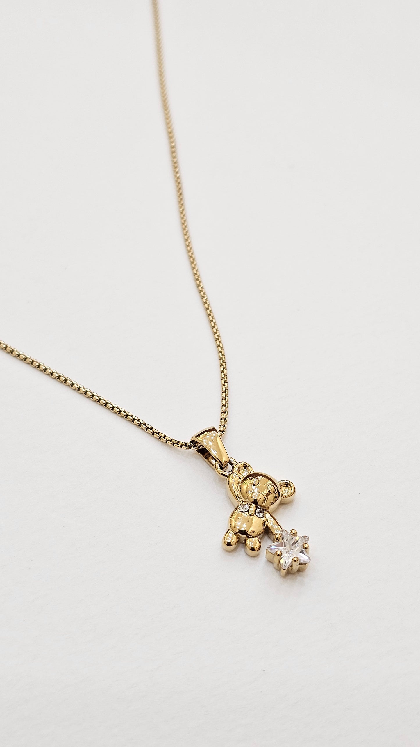GOLD PLATED PENDANT