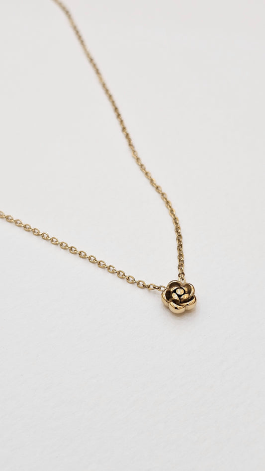 GOLD PLATED PENDANT