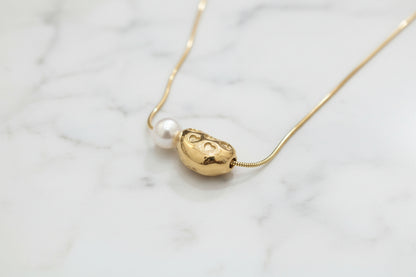 GOLD PLATED PENDANT