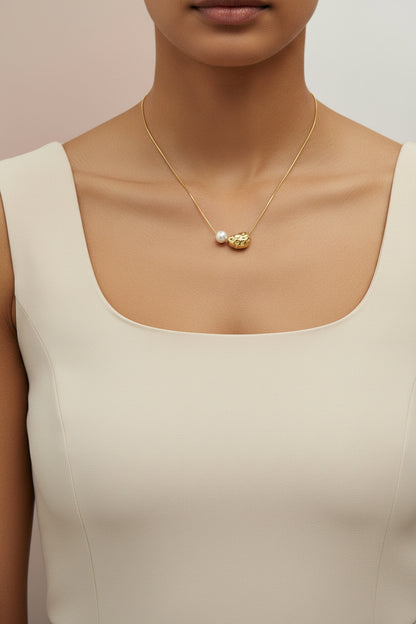 GOLD PLATED PENDANT