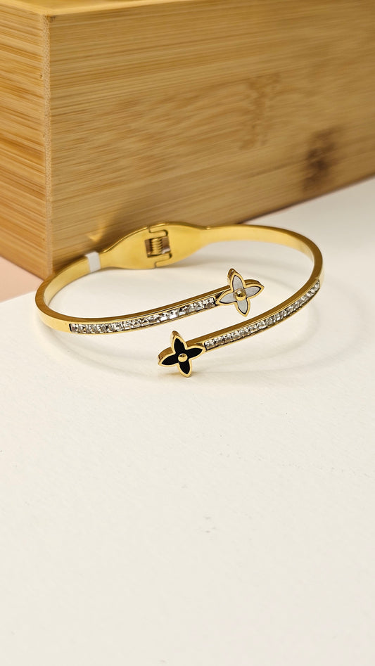 GOLD PLATED BRACLET