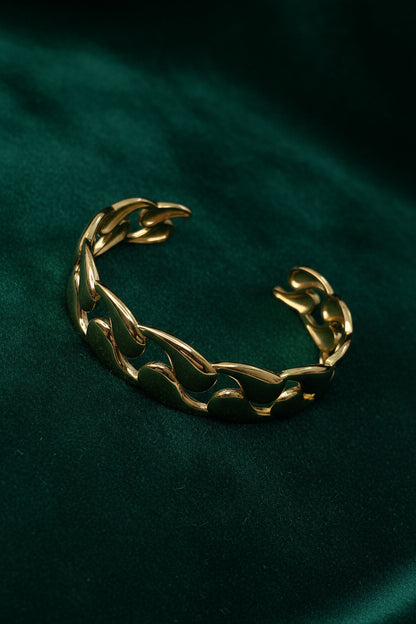 GOLD PLATED BRACELET