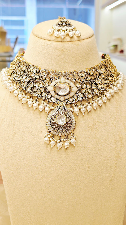 KUNDAN NECKLACE SET