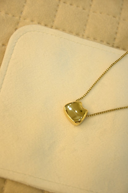GOLD PLATED PENDANT
