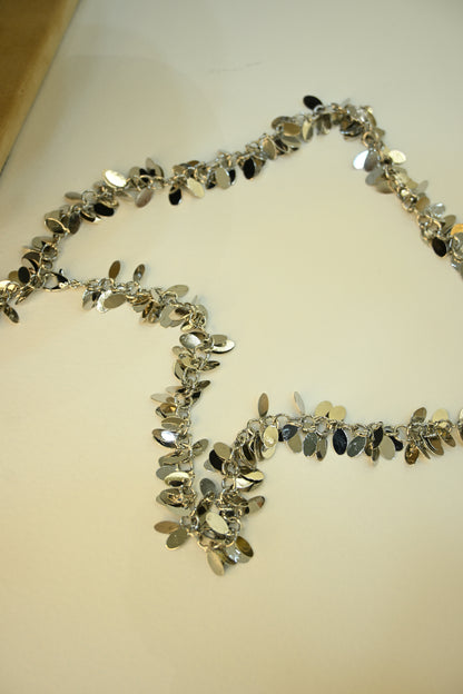 SHIMMERY NECKLACE