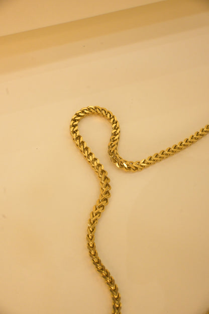 18 K GOLD PLATED CHAIN